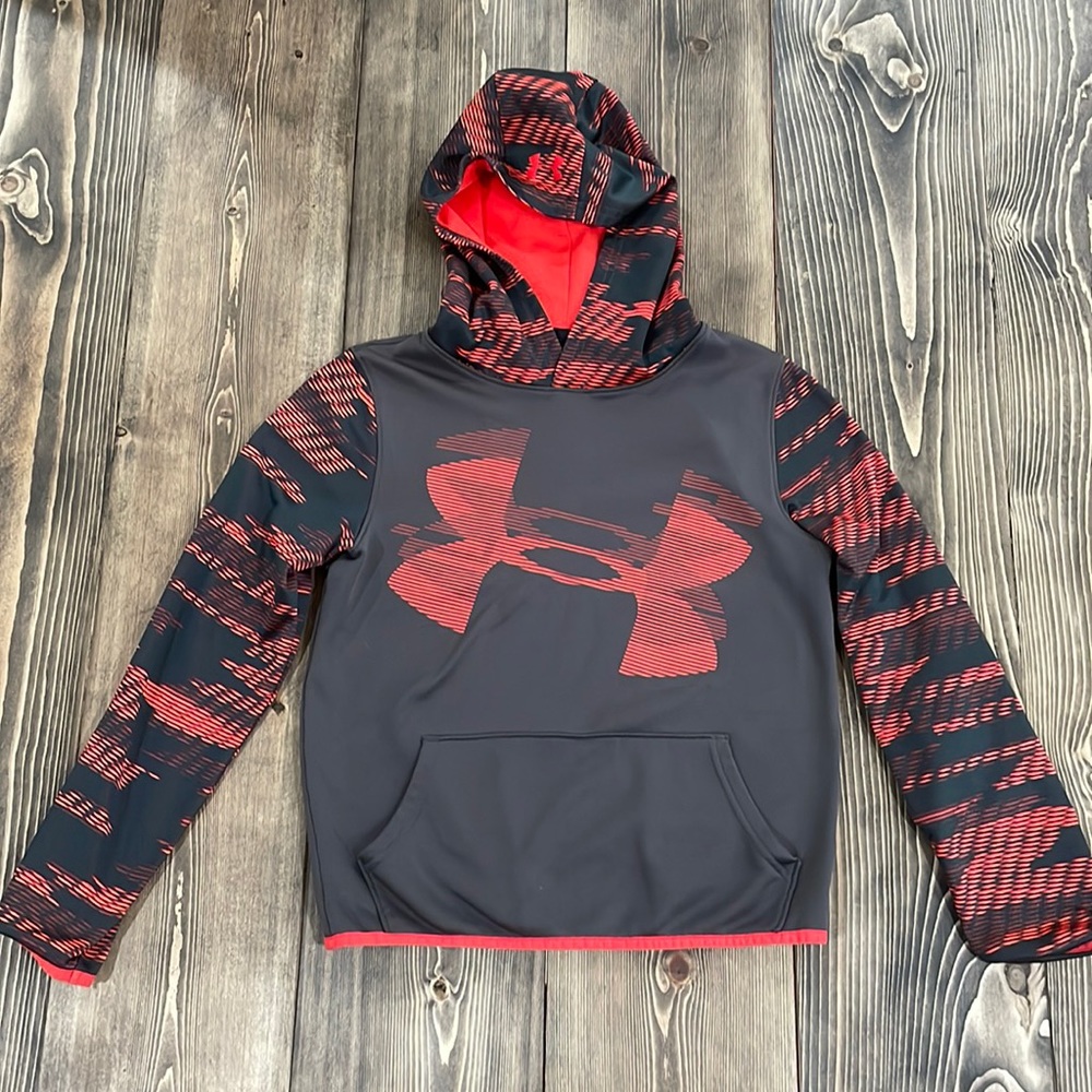 🌟Host Pick🌟Boy’s Under Armour Hoodie - Picture 1 of 3